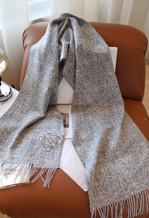 罗意威双面Anagram 缇花图案 羊毛围巾 商品图8