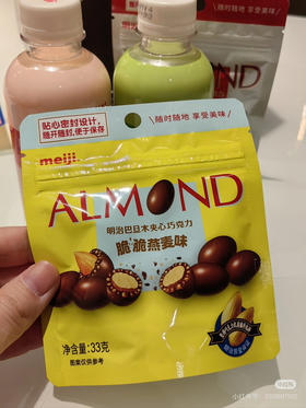 明治巴旦木夹心巧克力脆脆燕麦味