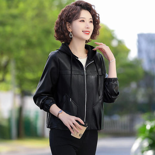 Aye9186短款海宁皮衣外套中老年女装小个子2025春秋款皮衣连帽妈妈皮夹克 商品图3