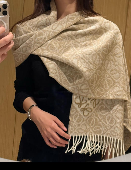 罗意威双面Anagram 缇花图案 羊毛围巾 商品图4