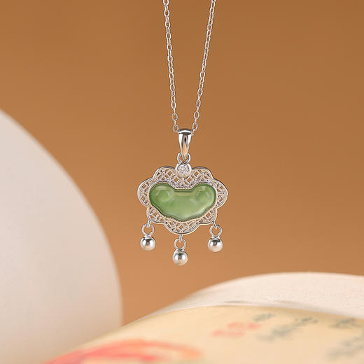 天然和田玉S925纯银镀金碧玉，如意锁铜钱镂空新中式吊坠套链CW-DZ06903 商品图2