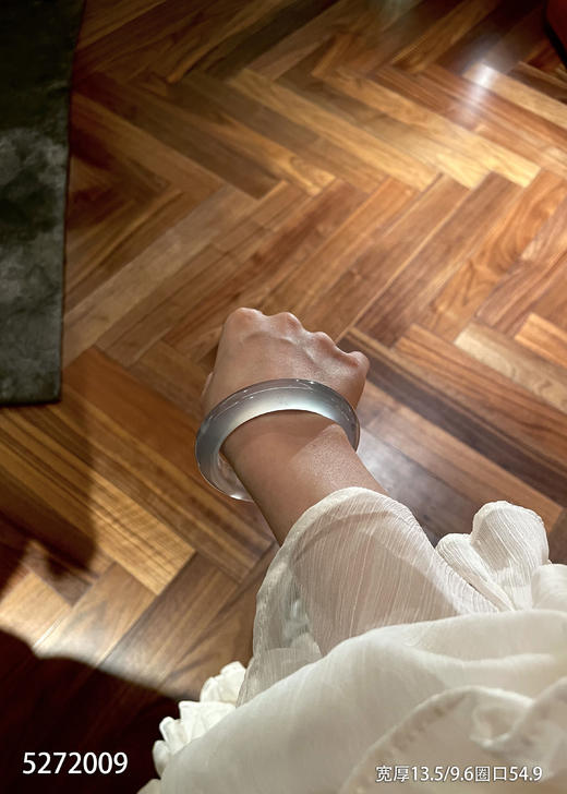 5272009，手镯，圈口54.9。具体价格微信咨询 商品图1