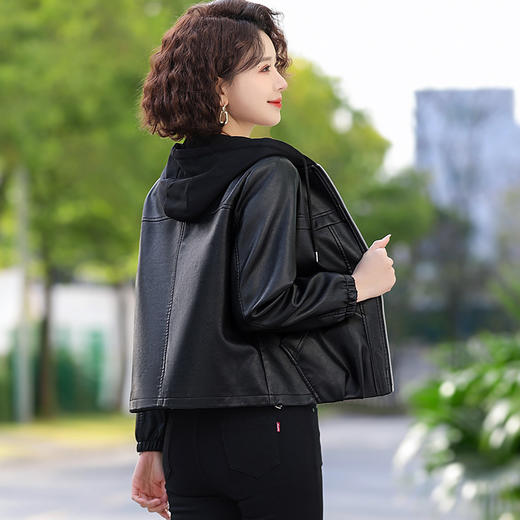 Aye9186短款海宁皮衣外套中老年女装小个子2025春秋款皮衣连帽妈妈皮夹克 商品图1