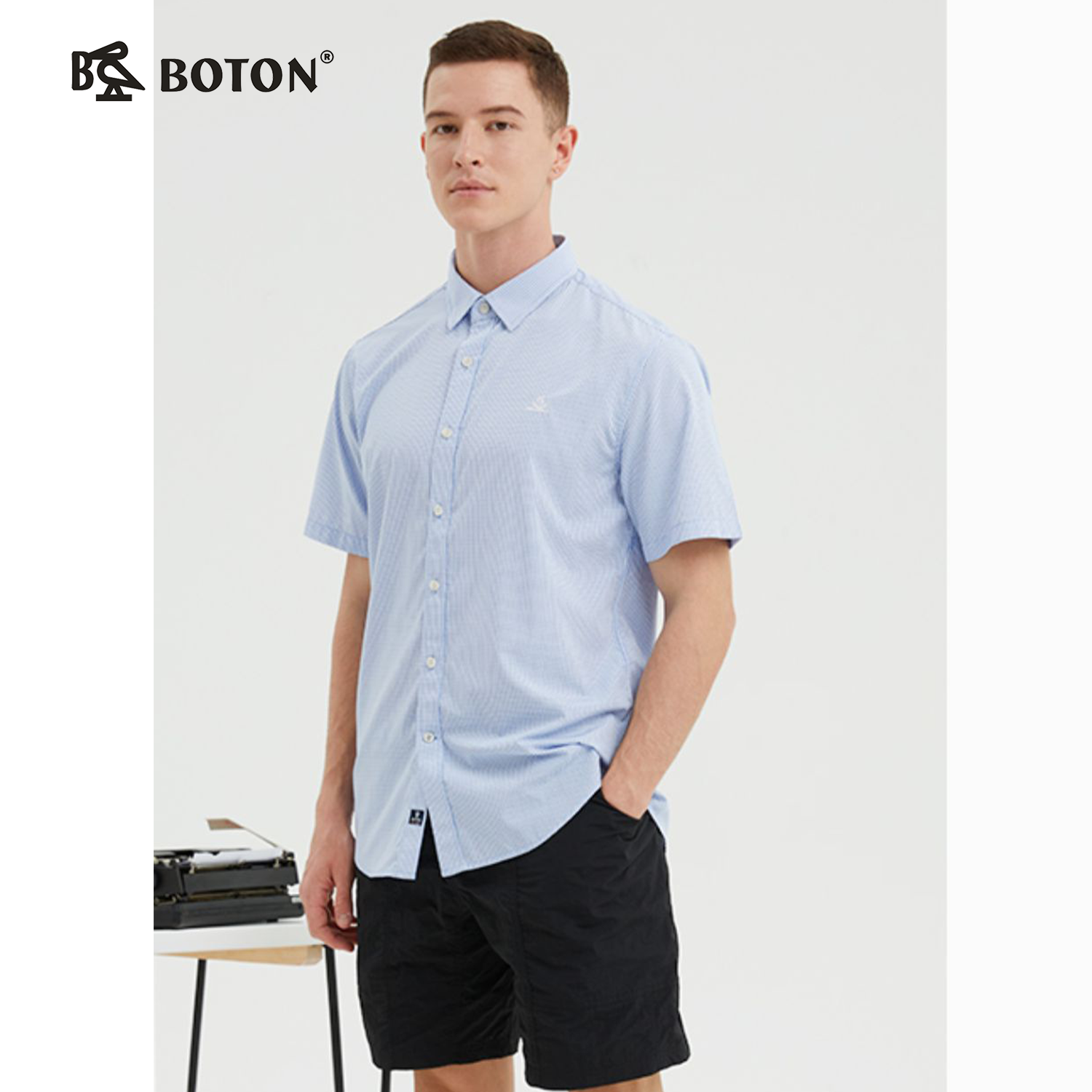 波顿夏季薄款短袖蓝白色格子衬衫男半袖修身百搭衬衣青年MS881222