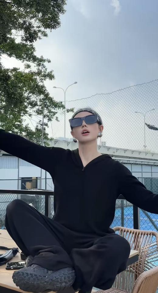 100%绵羊毛连帽拉链针织毛衣 商品图11