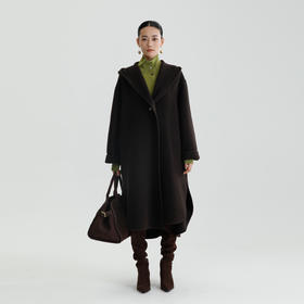 卡莉朵拉大衣C28D7742