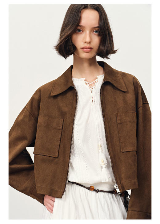 【高品质私服】【FB焦糖棕仿麂皮绒短款夹克】周二（10.14）上午10点开始 亲肤内侧顺滑舒爽，绒面外侧细腻柔和，G1554-CC【无标出货 介意慎拍】 商品图7