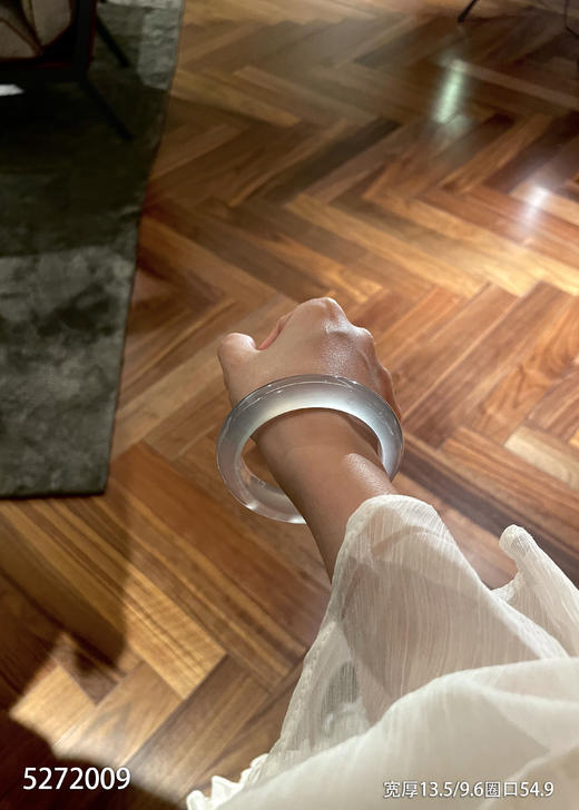 5272009，手镯，圈口54.9。具体价格微信咨询 商品图0