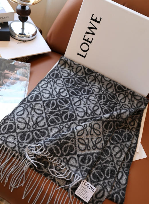 罗意威双面Anagram 缇花图案 羊毛围巾 商品图7