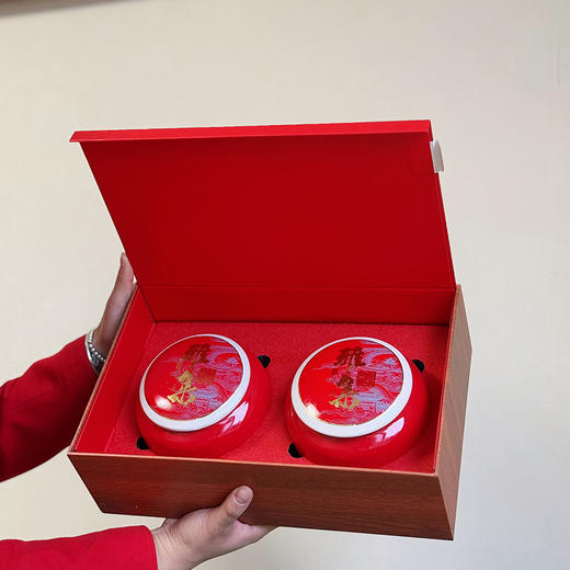 雅集小种红茶瓷罐礼盒装250克 商品图1