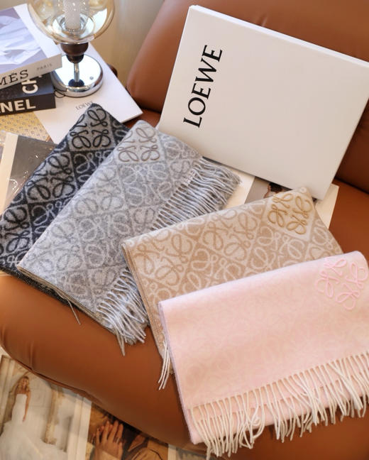 罗意威双面Anagram 缇花图案 羊毛围巾 商品图0