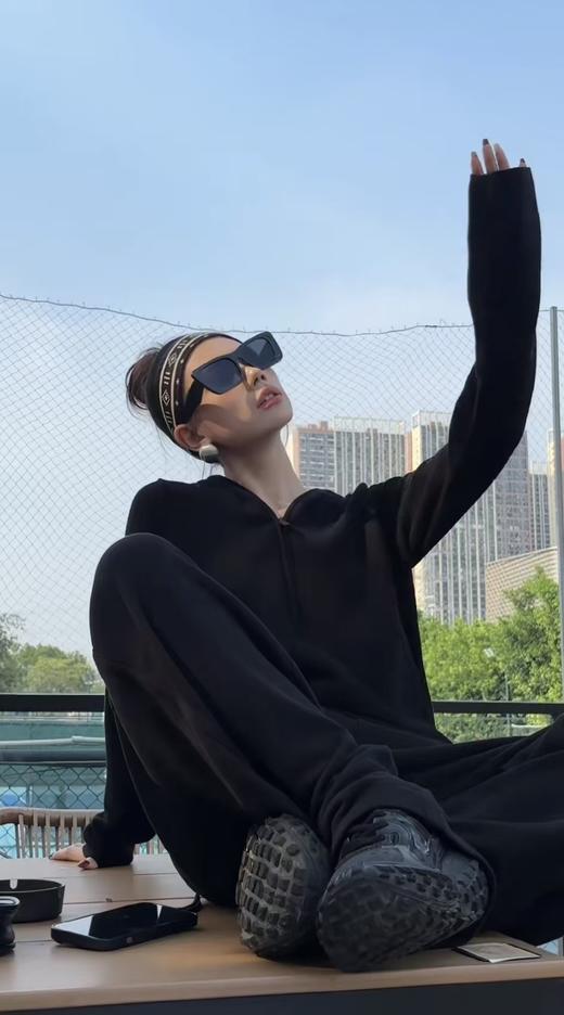 100%绵羊毛连帽拉链针织毛衣 商品图10