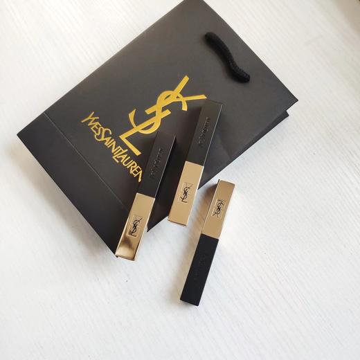 D100201一生都不容错过的哑光复古红小金条口红 商品图1