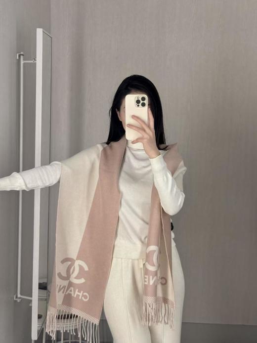 重磅⚠️海外专柜流出捡漏香奈儿双拼色纯山羊绒围巾 商品图11