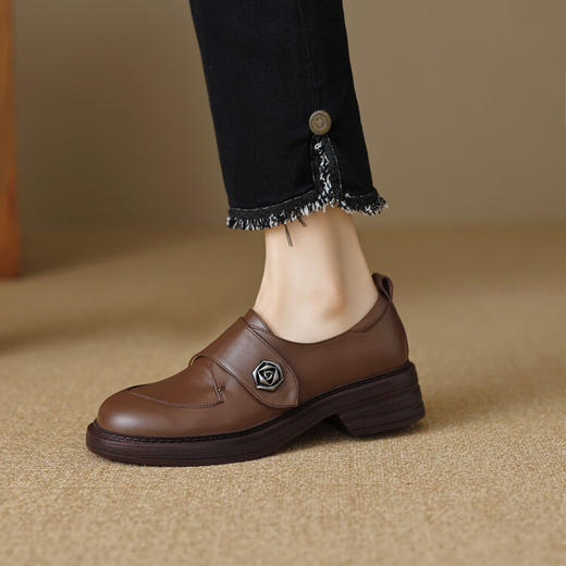 【预售5天】法式深口单鞋女春秋季圆头中跟平底鞋真皮粗跟乐福鞋女168XY&168924 商品图3