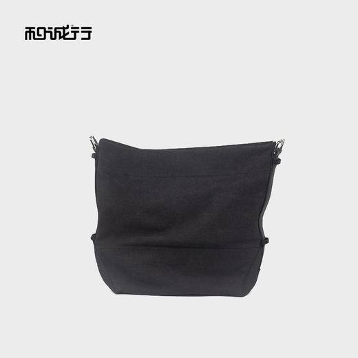 和诚行2025秋季新款时尚休闲帆布轻便斜挎通勤风单肩包3920045 商品图5