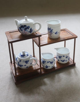 继续 哈！景德镇 纯手绘的 白瓷 釉下彩 青花瓷 花壶&公道杯 分别两款入