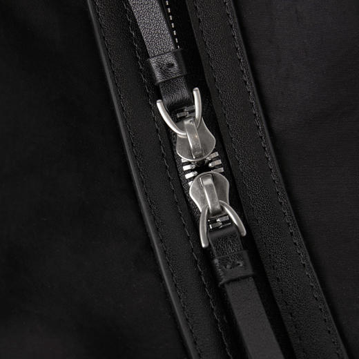 ROMI STUDIO 首饰袋 头层牛皮锦纶褶皱旅行托特包 RWCLP33719【现货】 商品图3