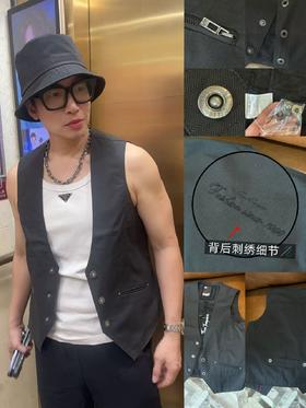 春秋百搭轻薄马甲通勤休闲必备单品