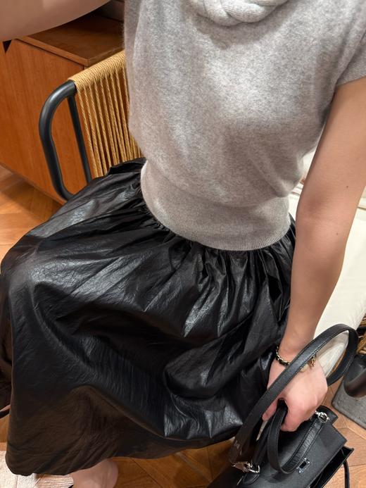 PIAN AI冷小姐# 黑色赫本风皮半裙 商品图1