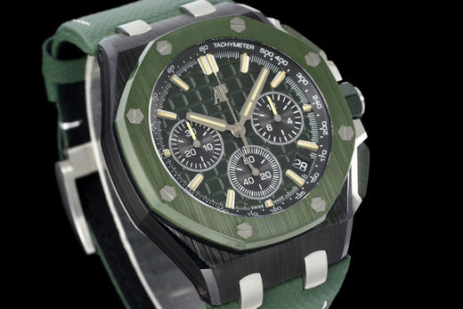 Noob official➕AP 爱彼 皇家橡树离岸型26420 全新V2升级版
1、新开模43 毫米表壳。采用全新设计、更符合人体工学的表壳、更精致的表壳细节，它具有较大的抛光倒角， 43毫米❕❕ 商品图11