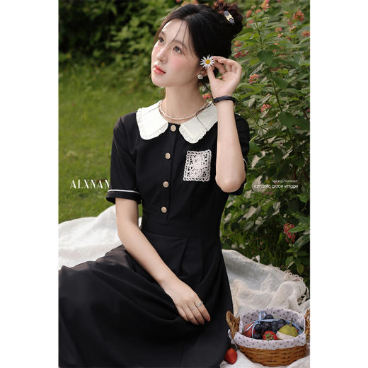 【65折秒杀】鹿向南「杜塞画廊」法式黑色娃娃领短袖连衣裙夏季新款时尚长裙女L56086 商品图4