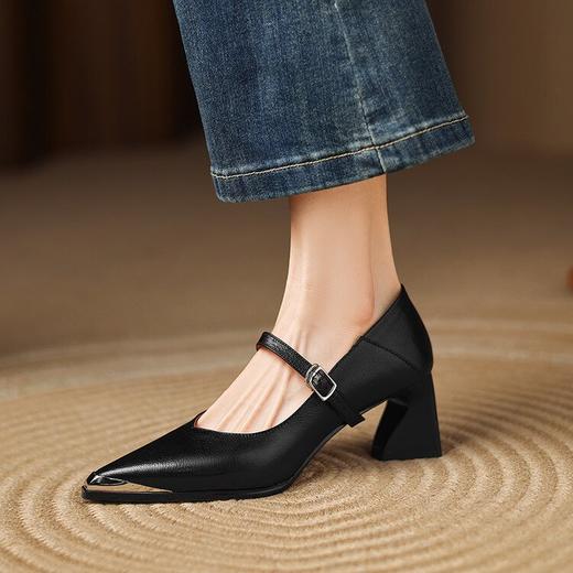 【预售5天】法式复古真皮金属头玛丽珍鞋女春秋新款尖头粗跟一字带浅口单鞋女LD&7284 商品图0