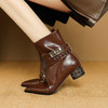 【预售5天】时髦皮带金属扣尖头粗跟短筒靴女秋冬新款真皮棕色时装瘦瘦靴DB&M6610 商品缩略图1
