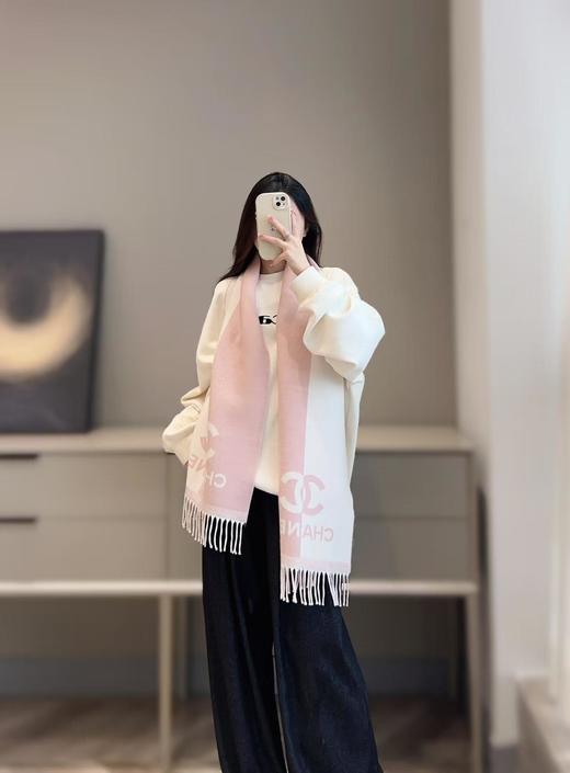 重磅⚠️海外专柜流出捡漏香奈儿双拼色纯山羊绒围巾 商品图12