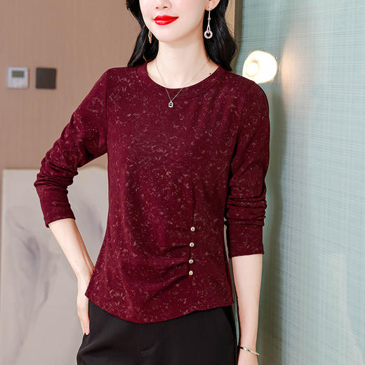 KQL A83N3198洋气小圆领棉料长袖t恤修身纯色打底衫 商品图1