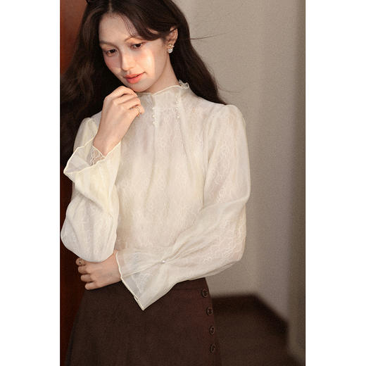 鹿向南「蝶羽花城」千金风长袖衬衫女早秋巨好看米白色法式上衣 商品图0