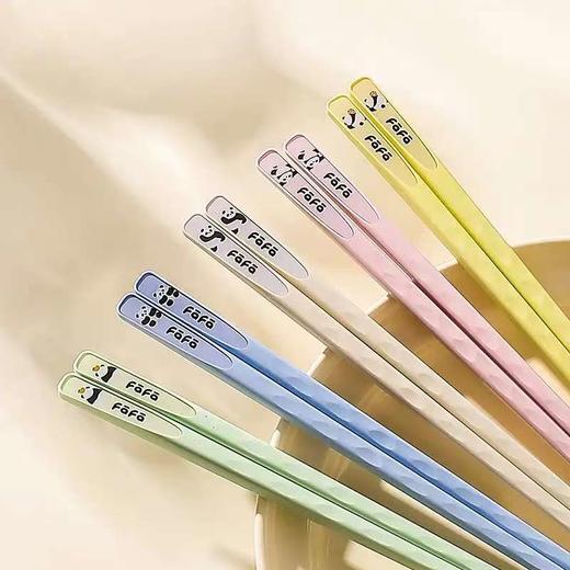 4楼Eubelle欧蓓 川岛屋熊猫合金筷子 台面筷子筒沥水防霉收纳盒  活动价：18.9-29.9元 商品图0