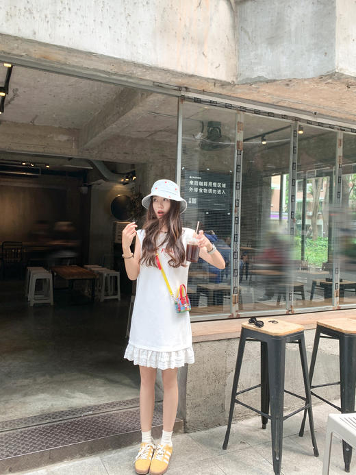 <曾小咸推荐>现货秒杀！微信超特价！甜系字母刺绣假两件宽松背心连衣裙 日常149.99 立减80 秒杀69.99！ 商品图6