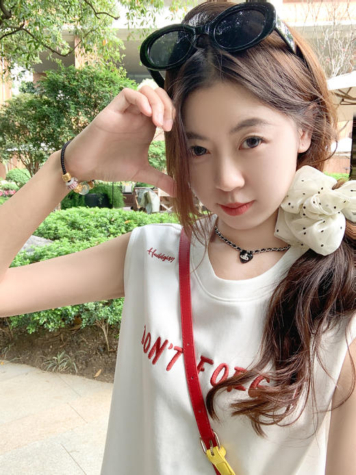 <曾小咸推荐>现货秒杀！微信超特价！甜系字母刺绣假两件宽松背心连衣裙 日常149.99 立减80 秒杀69.99！ 商品图11