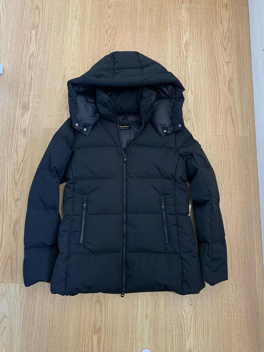 绝对好货…正单货！实力而来…
REFRIGIWEAR/冰冻人
正经原单羽绒服、90国标白鹅绒填充！正儿八经出口意大利好货！ 商品图3