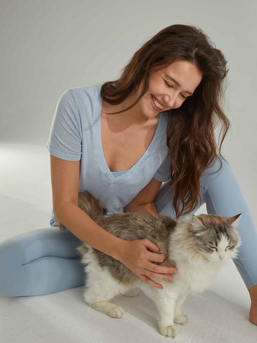 Mocalilie｜On The Go TOP 时时天丝美丽奴羊毛T恤 前后两穿 [ 空气蓝 ] 商品图9