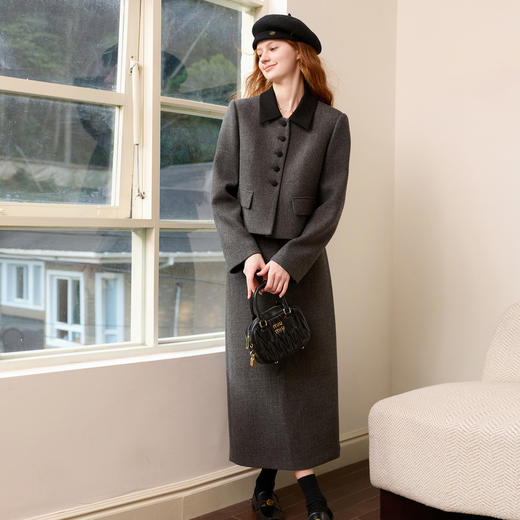 三彩2025冬季新款复古翻领套装香风夹棉外套直筒半身裙两件套M 商品图3