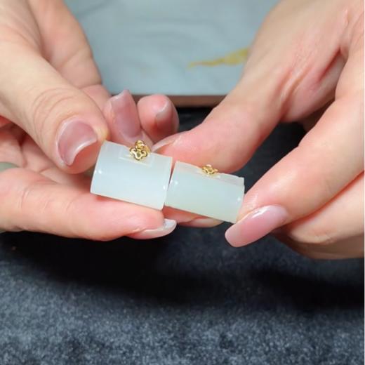 和田玉吊坠-长命锁吊坠约15*20mm 商品图0