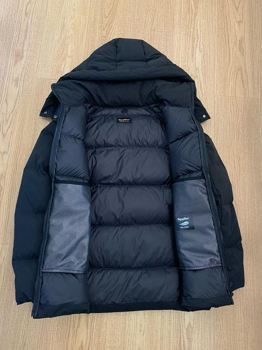 绝对好货…正单货！实力而来…
REFRIGIWEAR/冰冻人
正经原单羽绒服、90国标白鹅绒填充！正儿八经出口意大利好货！ 商品图4