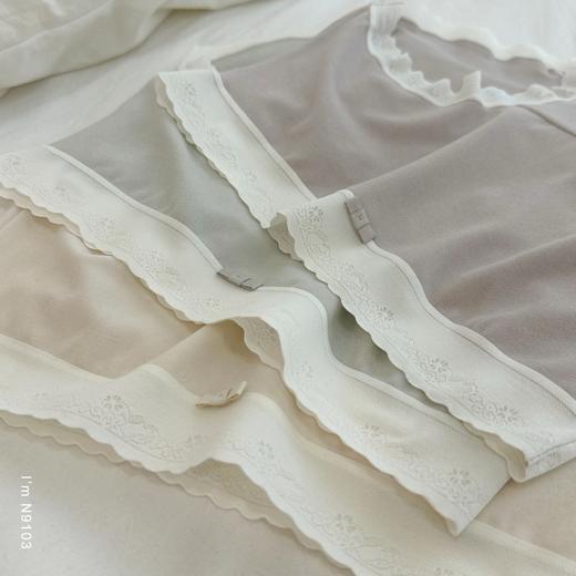 老米优品🎈3-5天发！3条一组！糯叽叽羊绒感！《磨毛高弹透气蕾丝花边内裤》女款小内，秋日宝藏~ NK251003A 商品图3