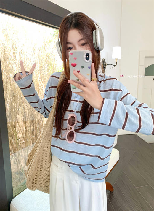 <曾小咸推荐>新款轻薄慵懒风条纹长袖T恤上衣 商品图0