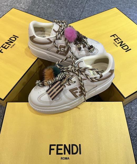 女款休闲鞋011 商品图1