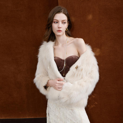 三彩独醒2025冬季新款轻奢狐狸毛皮毛一体真皮草短款毛毛外套F 商品图1