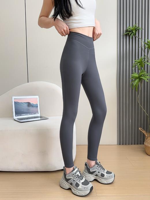 点此购买 迪桑特秋冬季女士加绒瑜伽裤 37 331818 商品图3