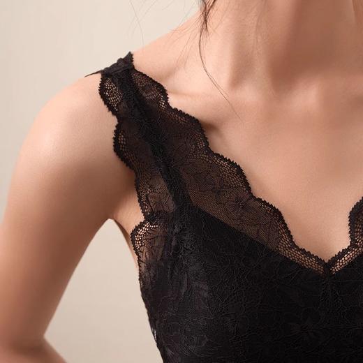 【拍一发二】钱皇 【72h预售】宽肩带精美蕾丝边V领性感舒适满杯文胸内衣 商品图1