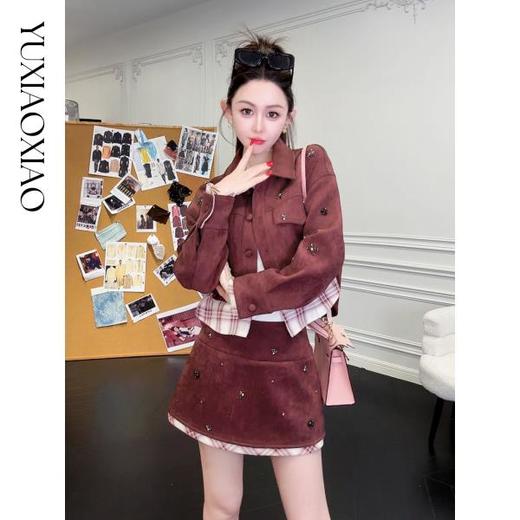 余潇潇【波尔多星光】复古拼精致亮钻可拆袖片翻领短款外套&A字半裙 商品图0