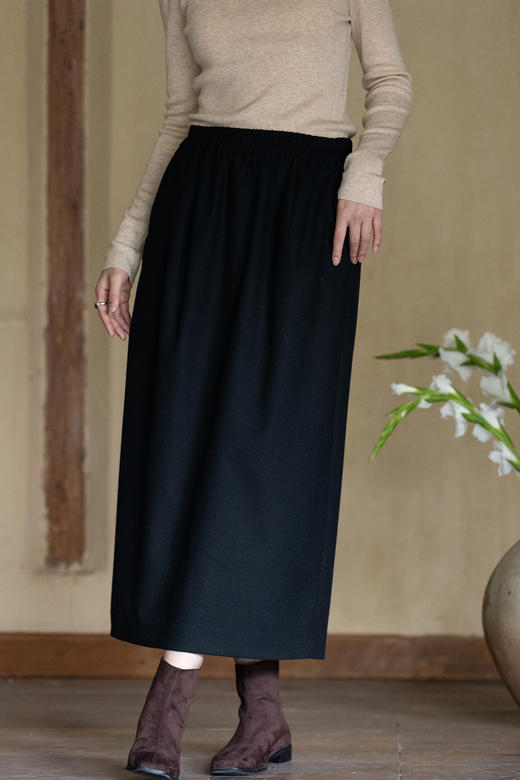 牧衣游原创 进口澳毛毛呢半裙黑色 限量福利款 渡边不支持会员折 商品图5