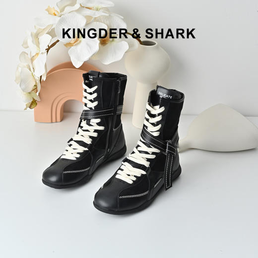 经典鲨2025年冬季专柜新款牛皮革黑色短靴显瘦潮流拳击鞋女KW16-558111 商品图0