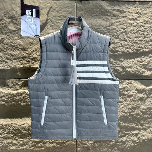 D100423男装立领绗缝羽绒马甲新款温暖时尚拉链羽绒背心 商品图6