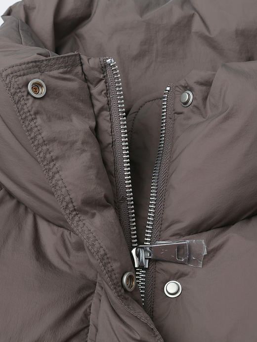 深咖色立领短款羽绒服女 冬季加厚保暖 设计感绗缝宽松面包服外套 商品图2